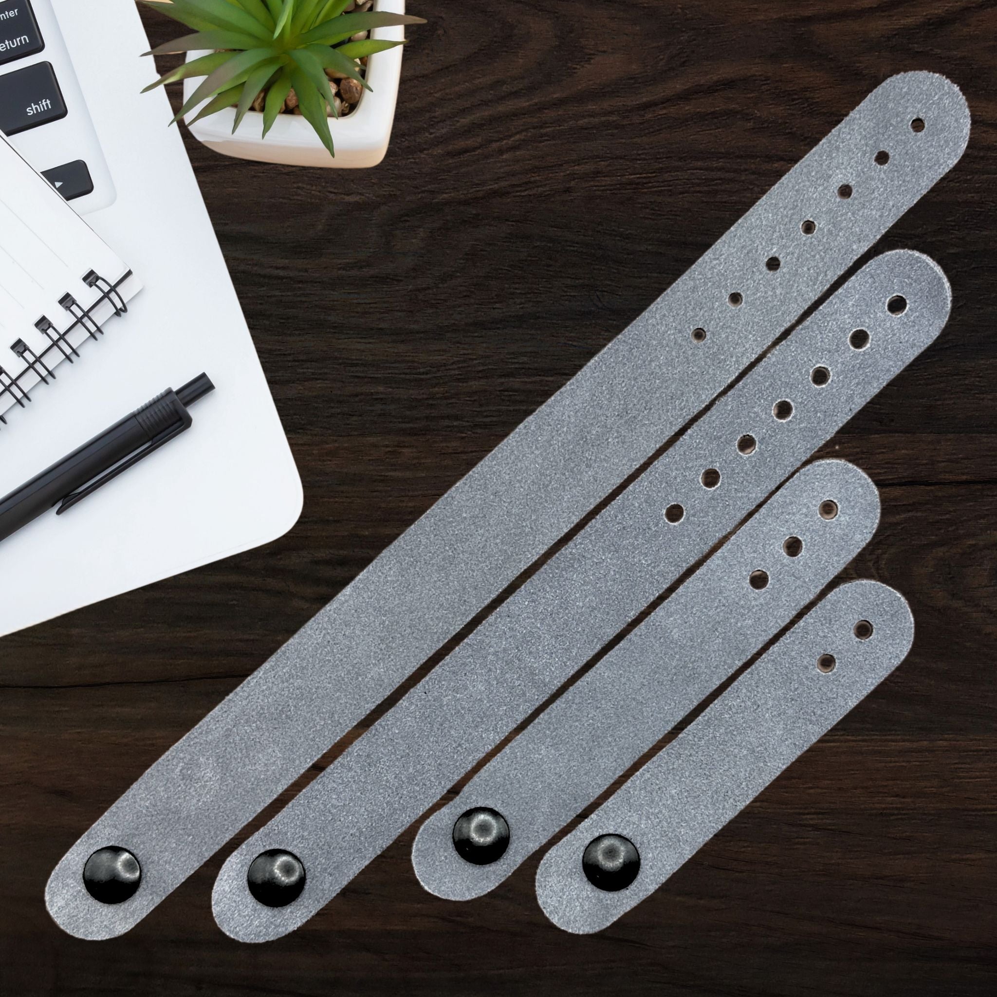 BIGBANGフラッシュバンド Individual Suede Straps – Flashbang Holsters
