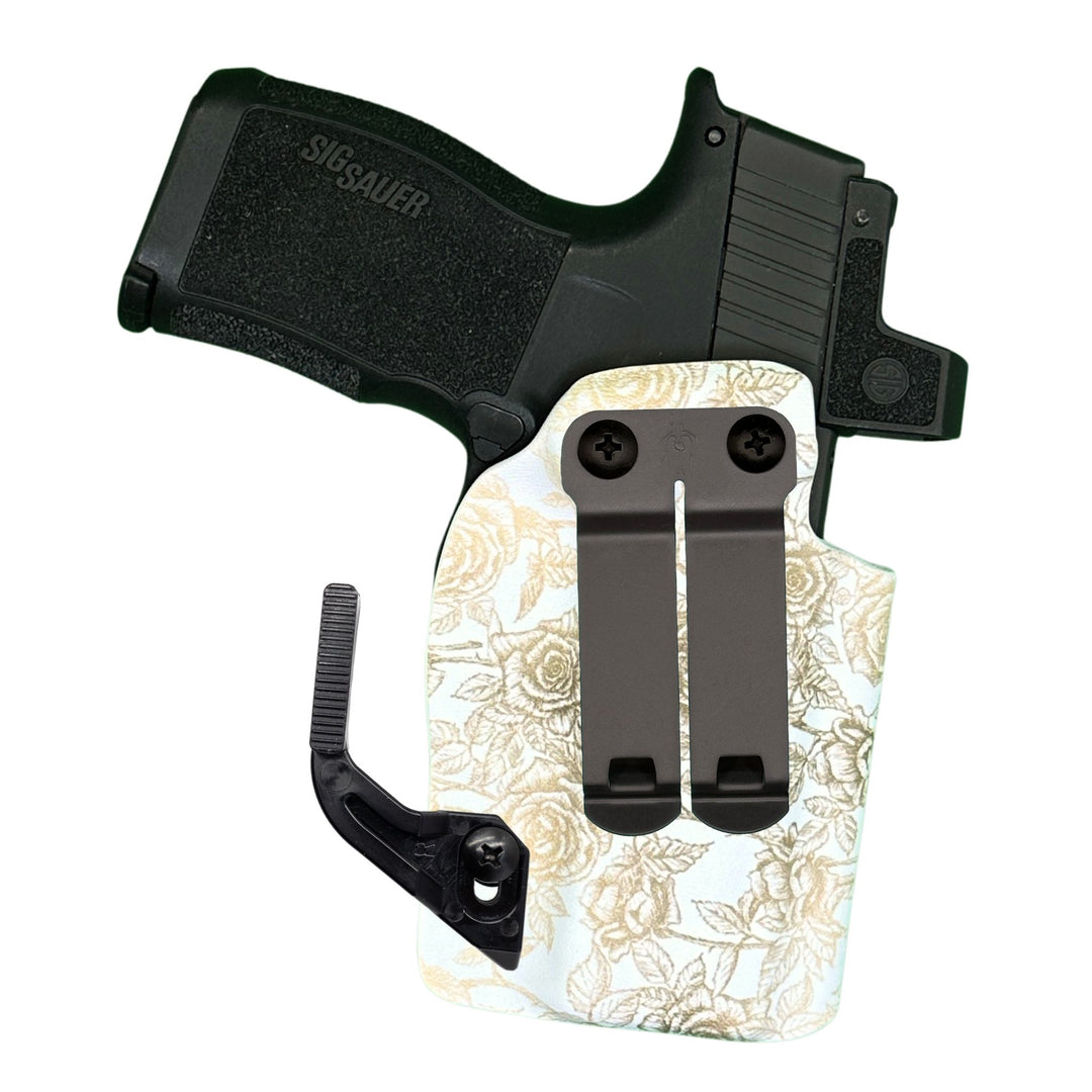 amelia iwb holster with dcc and wing tea-stained roses